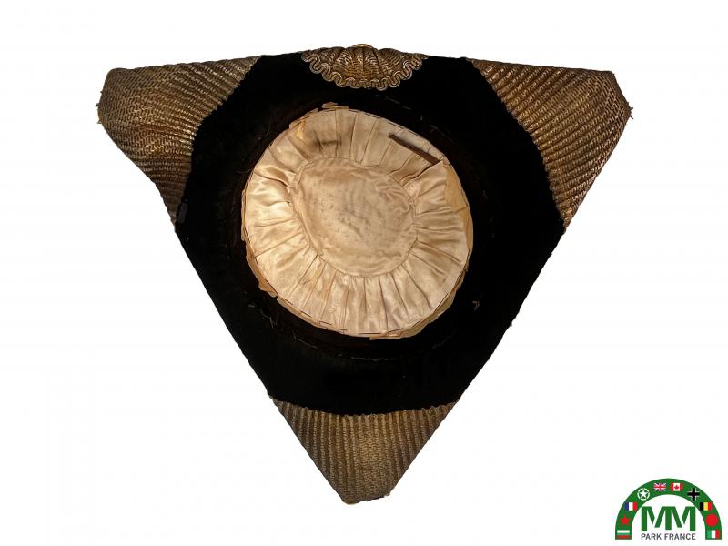 Tricorne царски български service du Palais