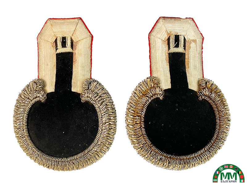 Epaulettes българскиs médecin aspirant