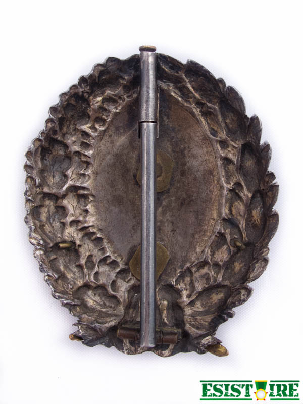 Знак des académies et écoles militaires царскиs българскиs : sans spécialité