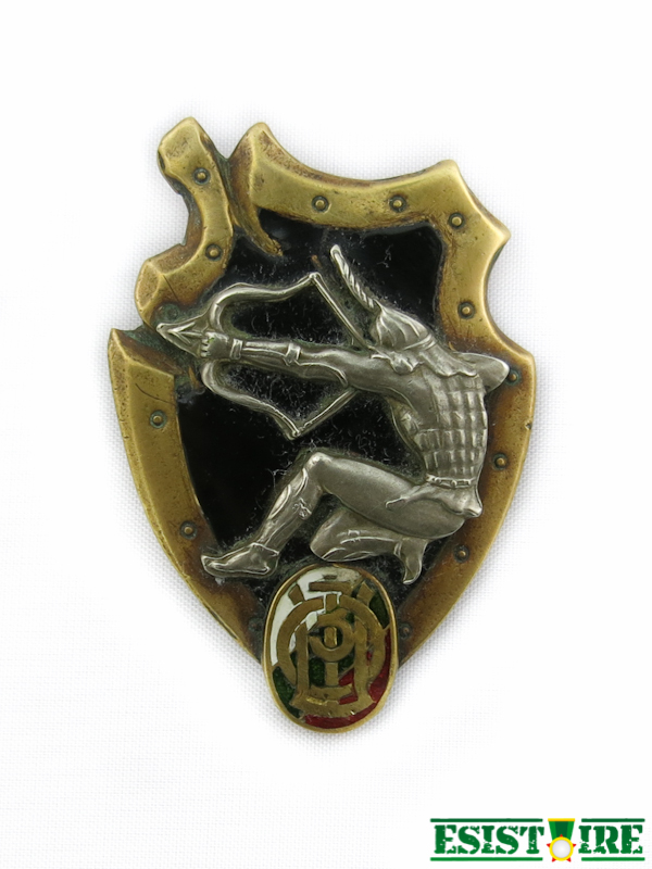 Знак български des troupes blindées