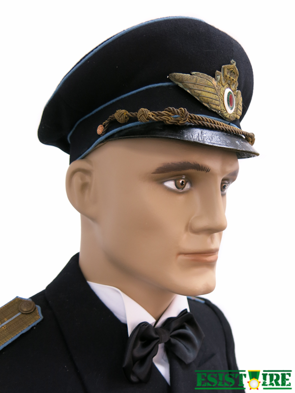 Пълна униформа pilote български