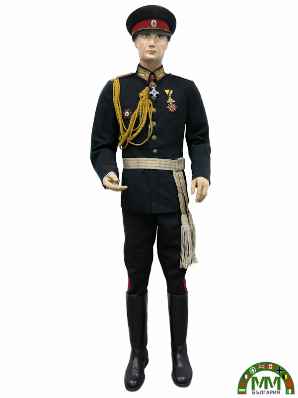 Пълна униформа général български
