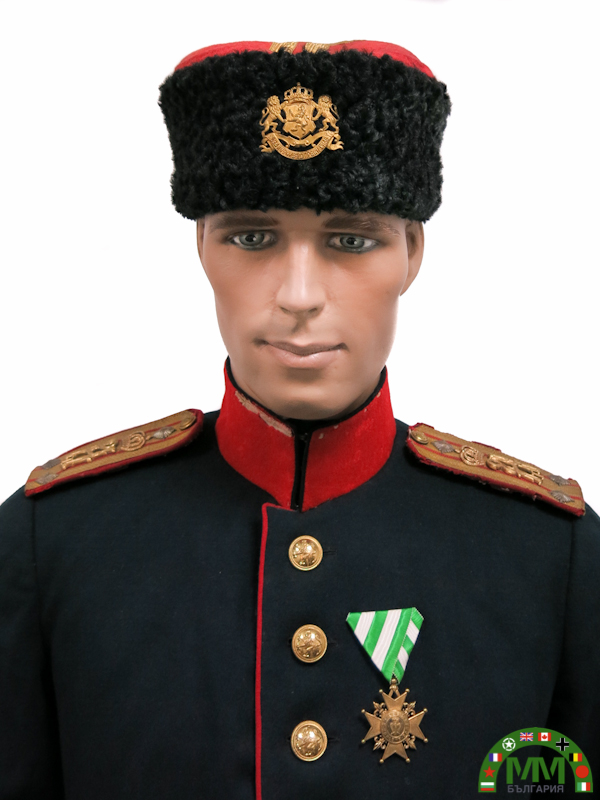 Пълна униформа български
