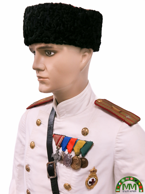 Пълна униформа български