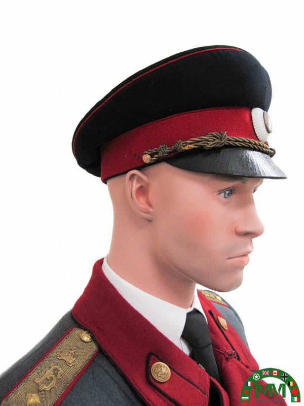 Пълна униформа български général