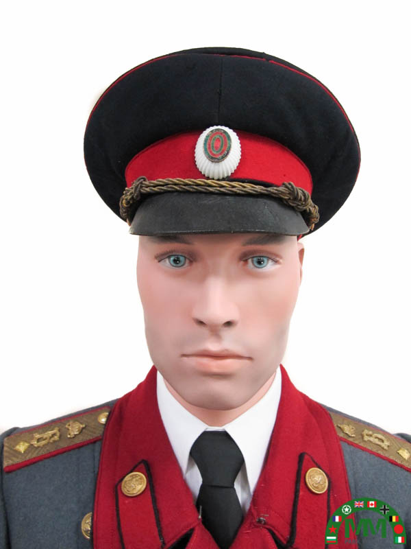 Пълна униформа български général