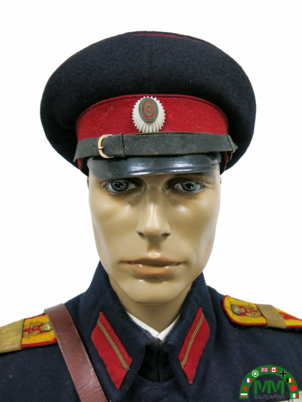 Пълна униформа български