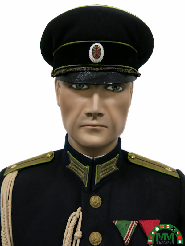 Пълна униформа български