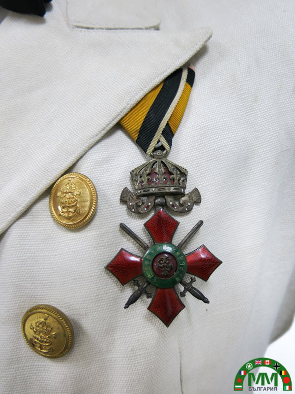 Пълна униформа marine български