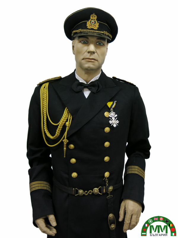 Пълна униформа marine български