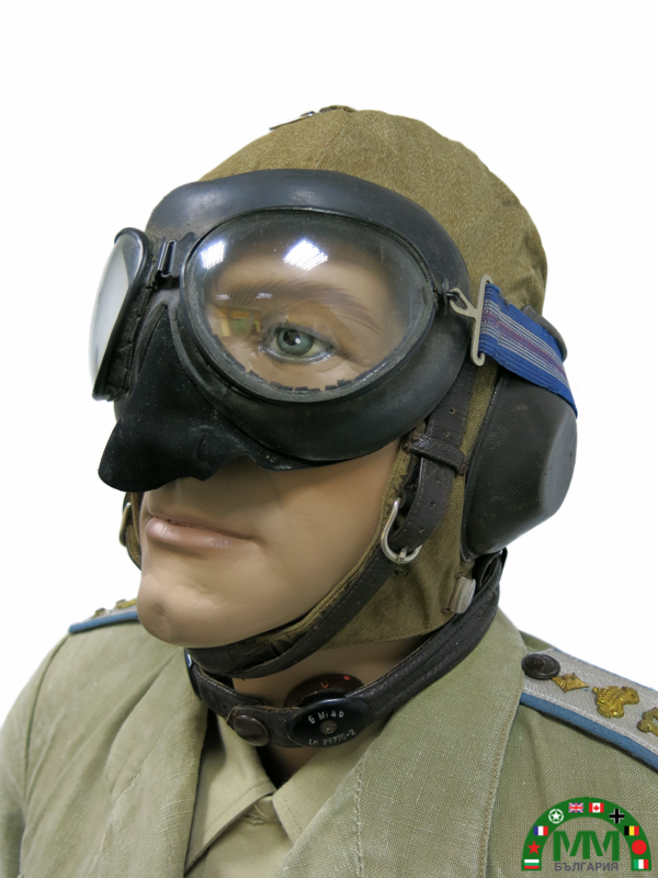 Пълна униформа pilote български