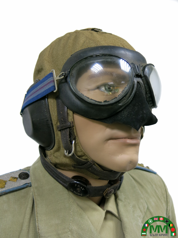 Пълна униформа pilote български