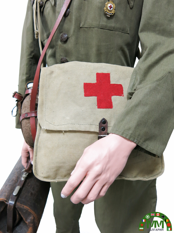 Пълна униформа български médecin